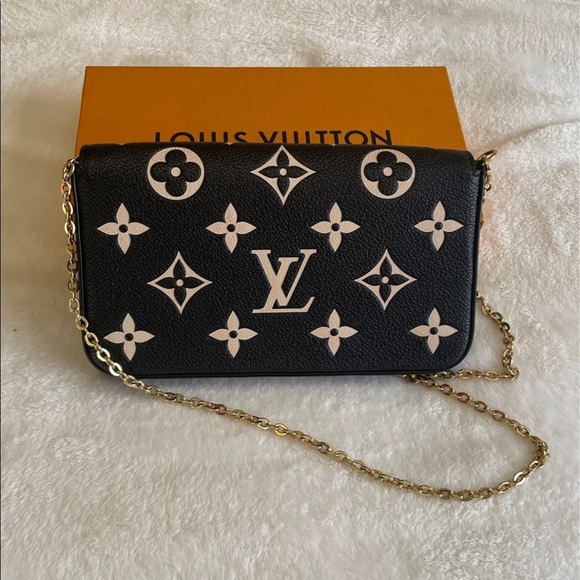 SOLD - Picture 5 of 6